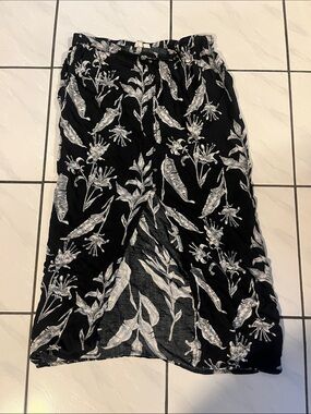 Roxy Black Floral Midi Skirt with White Print